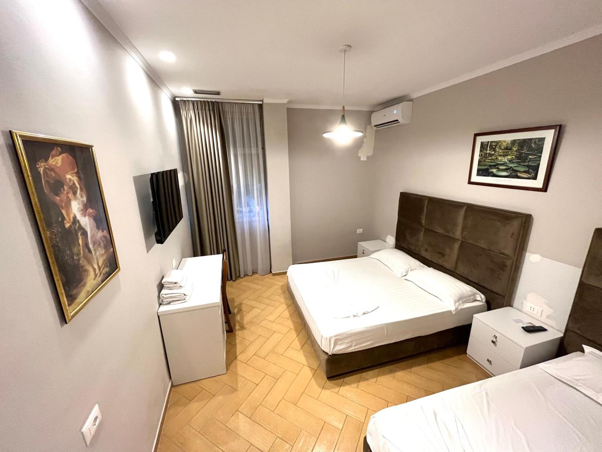 Nobel Center Hotel